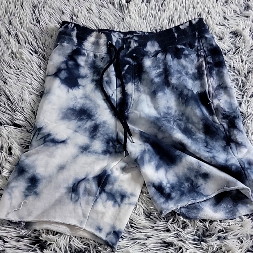 Tye dye Short 🤍